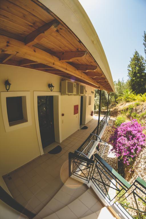 Althea Studios Lefkada Áyios Nikítas Zimmer foto
